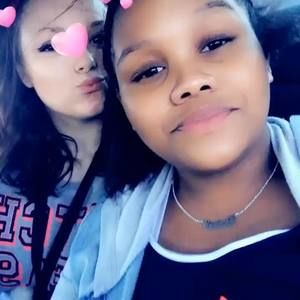 Meet your Posher, Michaela